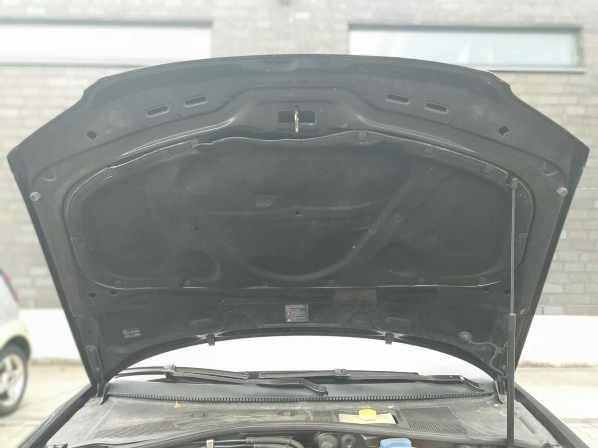 VW Passat 3BG original Motorhaube LC9Z Black Magic Bj.2001